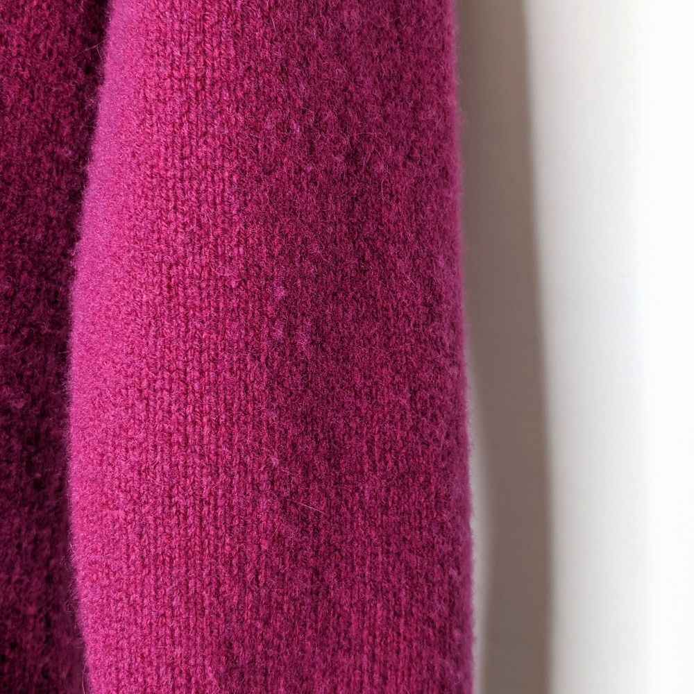 Merrell sweater, Wide Neck - Picture 11 of 12